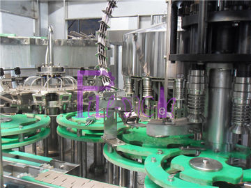 日本酒のガラス ビンの注入口機械産業 3 -内部の 1 つの熱い満ちるライン