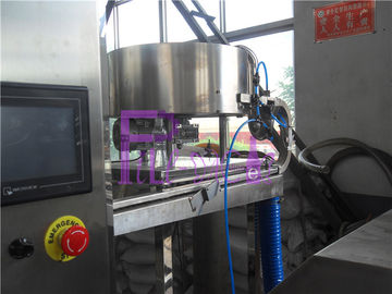 フル オートの Monoblock の熱い充填機のフルーツ ジュースのプロセス用機器 0.3L - 2L
