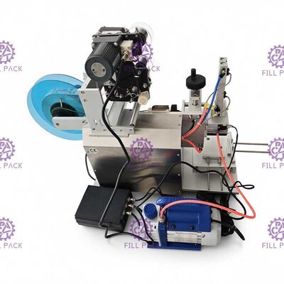 正方形のびん3の側面のために自動付着力のステッカーのびんの分類機械1800BPH半
