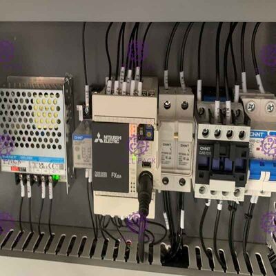 単一の側面50bpmペット プラスチックびんの自己接着分類機械