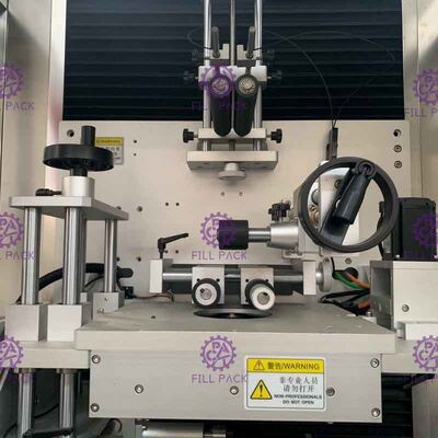 調節可能なタッチ画面が付いている100-200BPMジュースのびんの分類機械