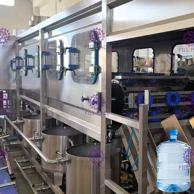 自動 5 ガロン水充填機 450 BPH のプラスチック大きい帽子