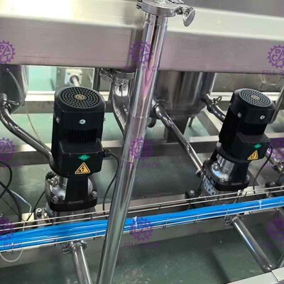 自動 5 ガロン水充填機 450 BPH のプラスチック大きい帽子