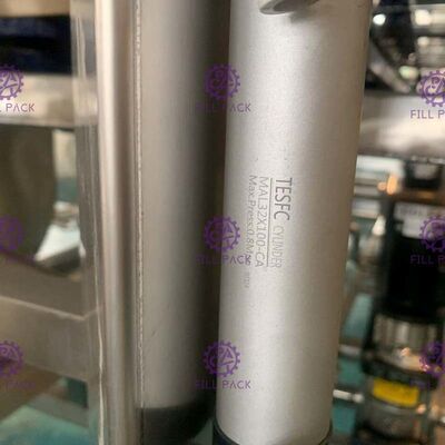 ガロンのびんのシーリング機械が付いている 1 つの水満ちるラインに付き自動 3 つ 600 の Barrel/H
