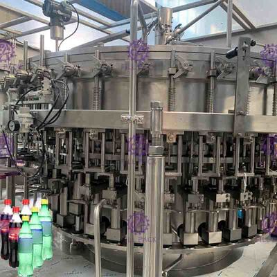 DCGF40-40-12はプラスチックねじ帽子ペットびんのための飲み物の充填機を炭酸塩化した