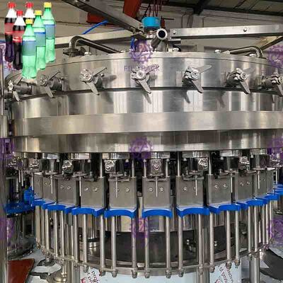 円形 0.3L-2L ペットびんのための 1 つの炭酸塩化された飲み物の充填機に付き PLC 制御 3 つ