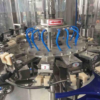 無菌 모노 블록 ビール充填機の炭酸塩化された飲み物のびんの注入口機械