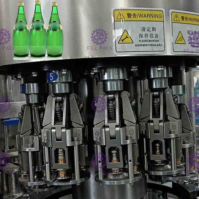 3 つフル オートマチック PLC 制御を用いる 1 つのガラス ビンの飲料水の満ちる植物に付き