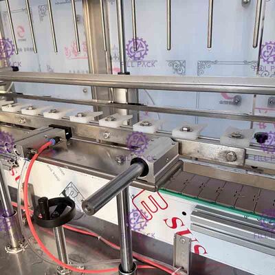 自動プラスチックびんの充填機の高性能の多頭部の線形非腐食物
