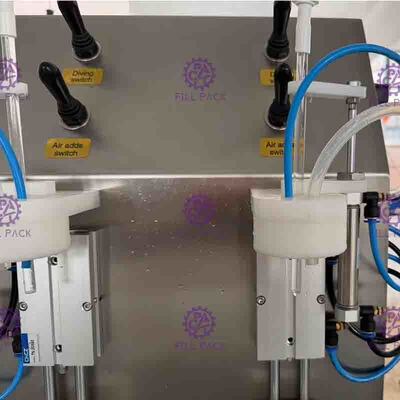 2 ヘッド缶充填炭酸機械装置半自動 330ML 90mm