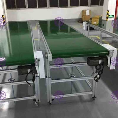 SUS201速度モーターを搭載する線形ポリ塩化ビニールのびんのコンベヤー ベルトの低い摩擦