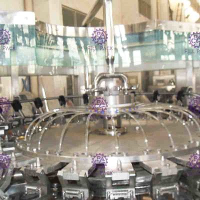 1つの一体鋳造のびんの生産機械/装置/植物/システムに付き炭酸水ジュースのワイン ペット プラスチック ガラス3つ