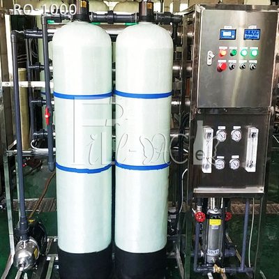 2000LPH飲用に適した水処理機械ROの逆浸透の浄化システム紫外線滅菌装置