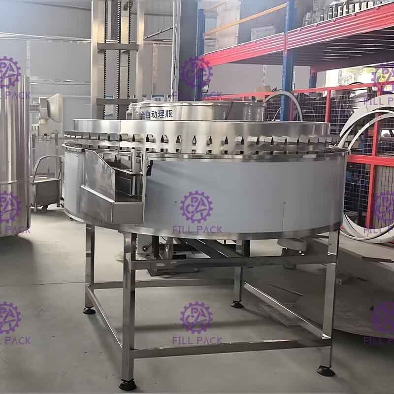 植物システムかわいがりなさい/蓄積装置のテーブルを受け取るプラスチックUnscramblerのPEのびんの分類機械装置ライン
