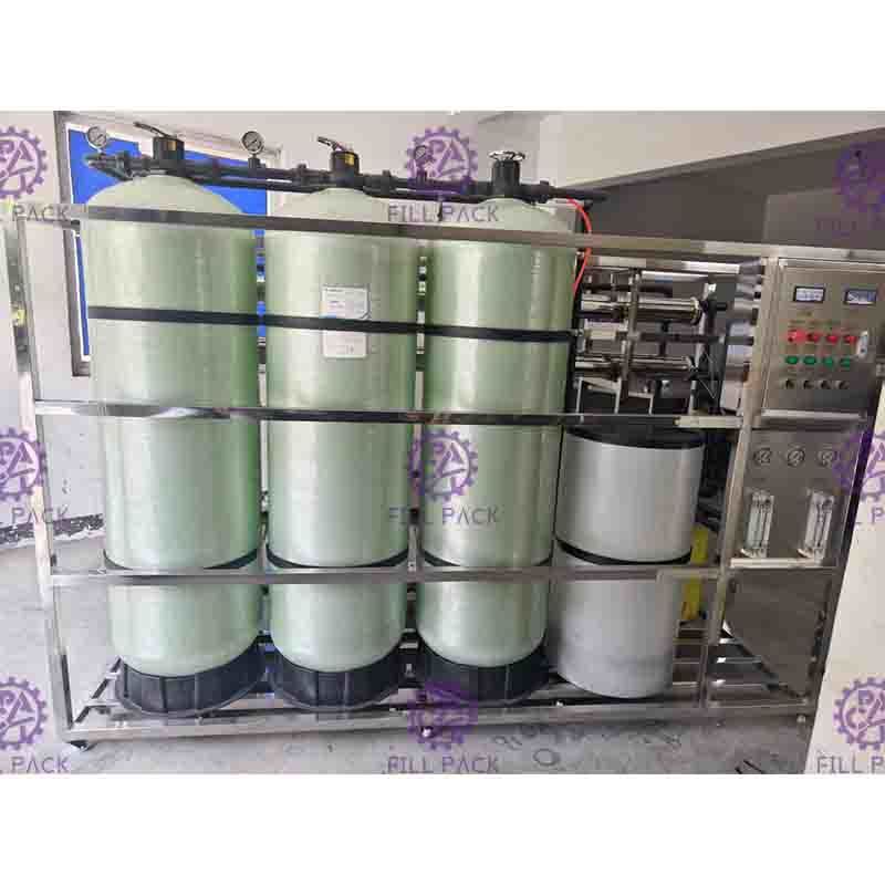ペットボトル ウォーターの生産ラインのための小さいタイプ ガラス繊維水 RO システム