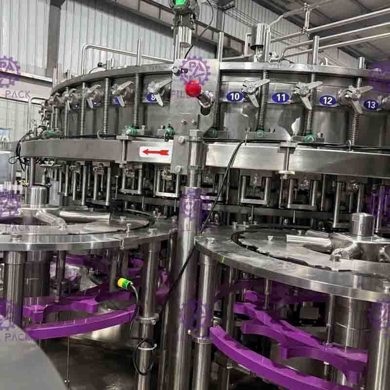 1つの一体鋳造の清涼飲料の加工ライン非常停止機能に付きペット プラスチック ガラス3つ